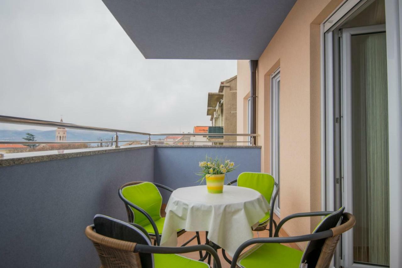 Apartment Petra Imotski Exterior foto